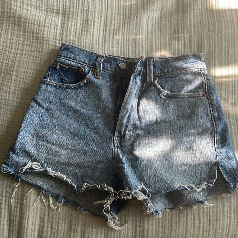 abercrombie the mom short high rise curve love